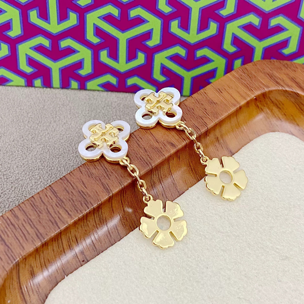 Tory Burch Shell Flower Clover Earrings